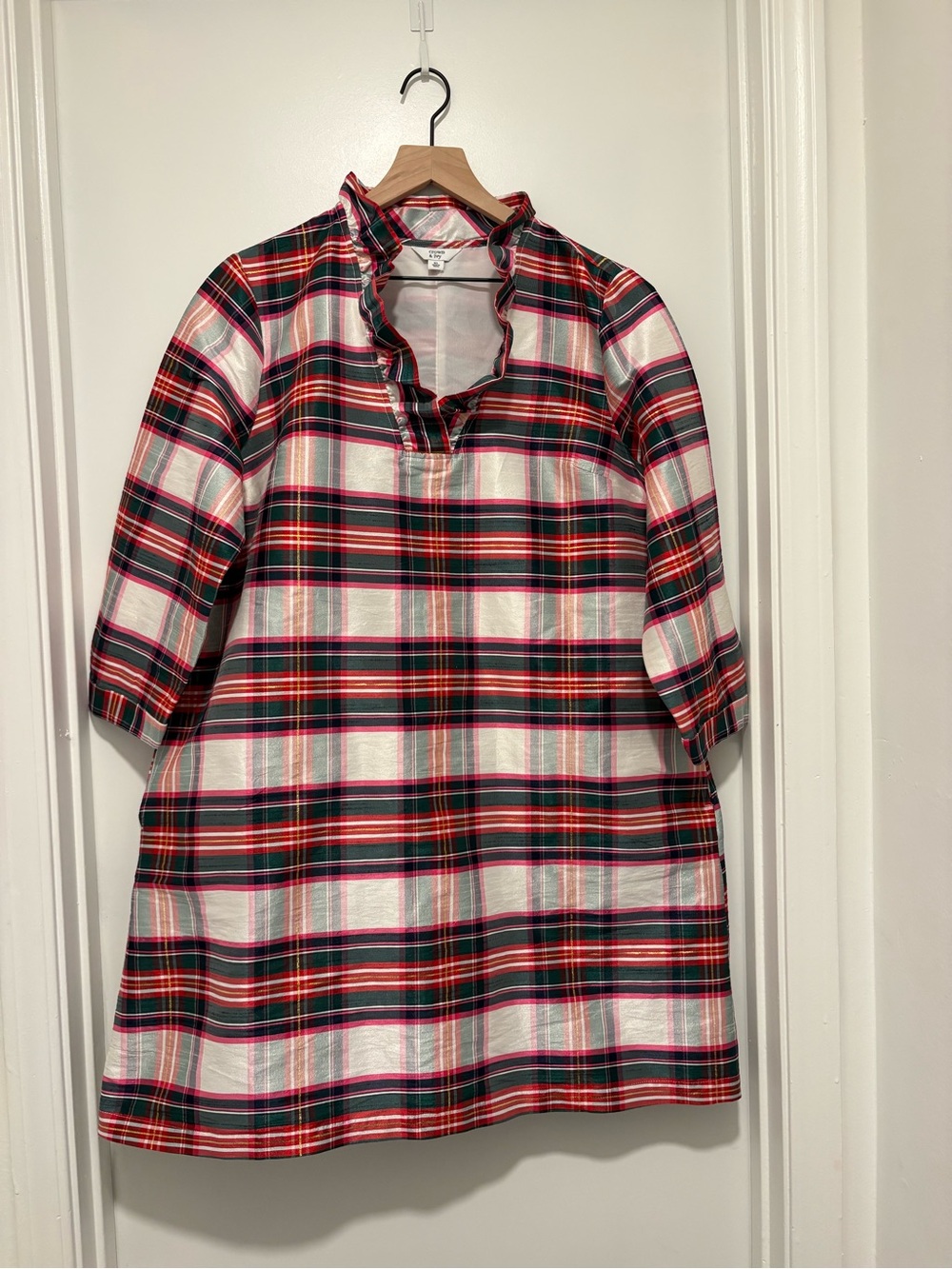 Crown & Ivy Plaid Metallic Holiday Shift Dress Women’s XL Ruffle Neck
